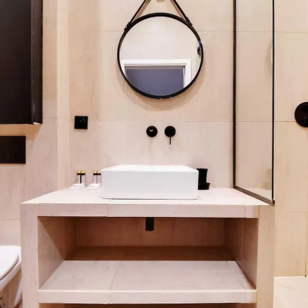 Les Halles - Grands Boulevards Renovated 3br - 8p Paris